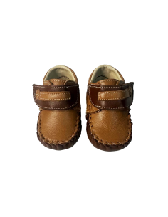 Zapatos de Bebé de Cuero Marrón 100% Genuino | Elegancia y Confort.